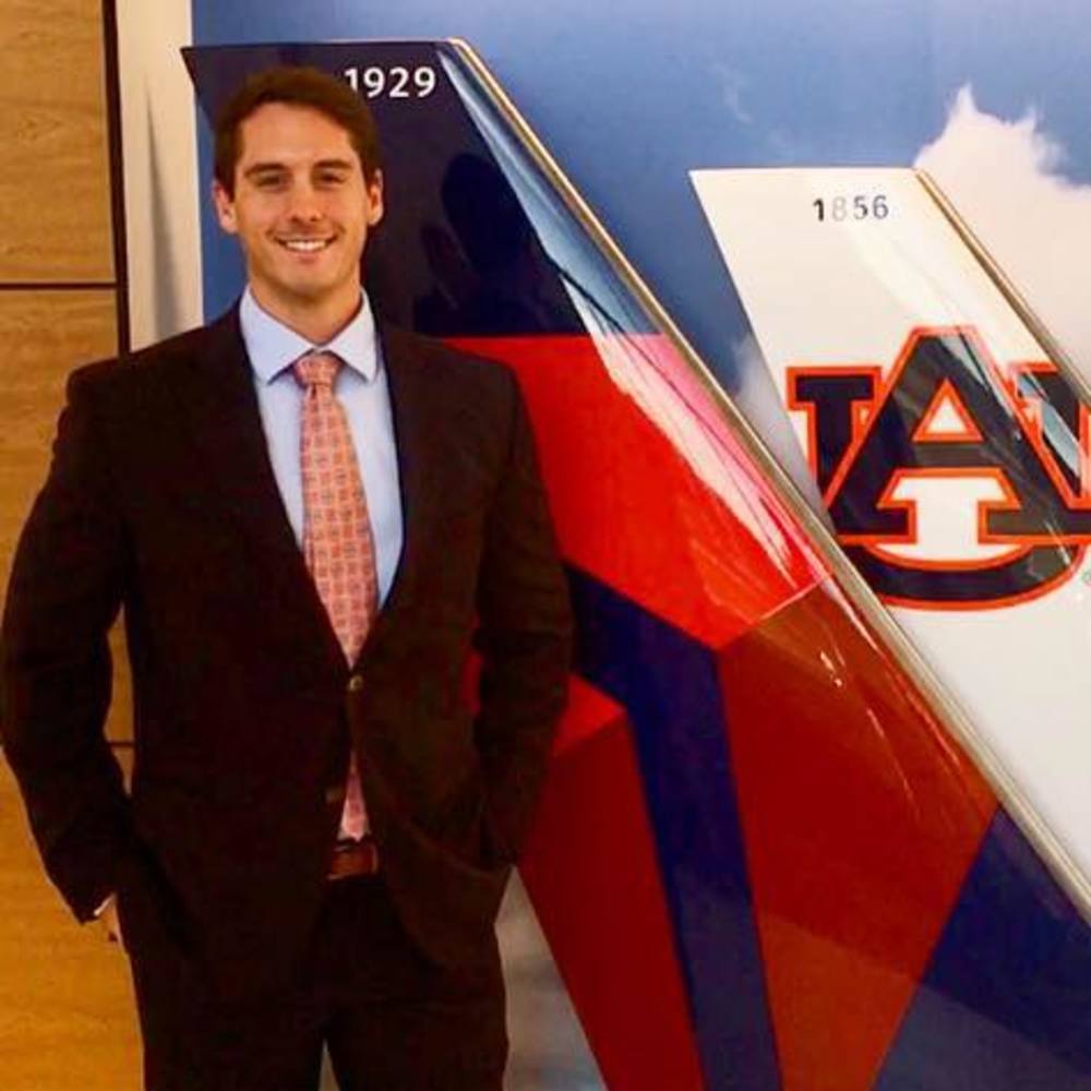 Meet your Posher, Ethan